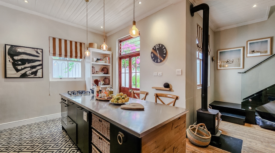 3 Bedroom Property for Sale in Tamboerskloof Western Cape